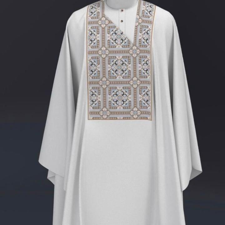 White agbada 3 quarter sleeve hand